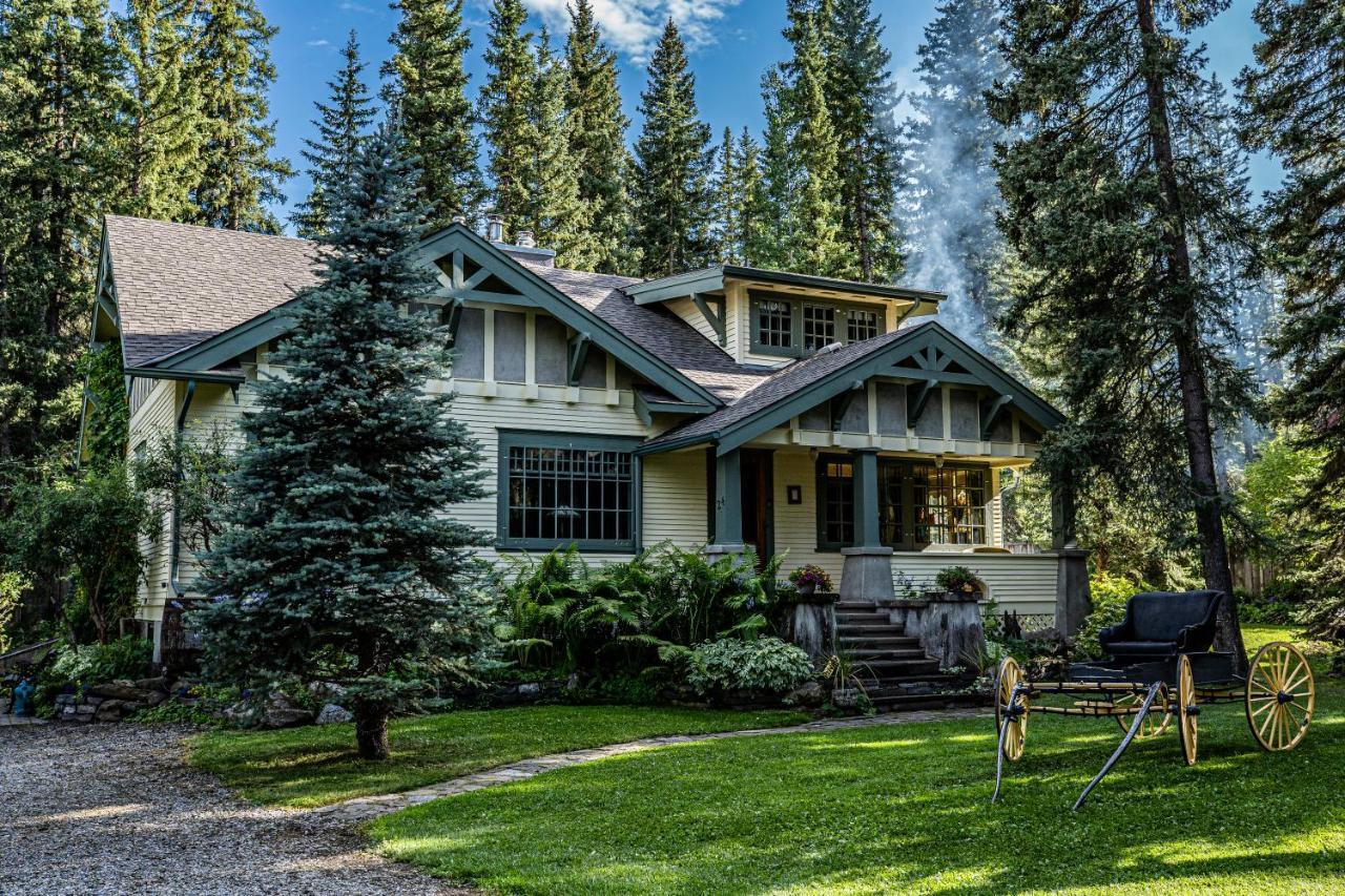 The Craftsman House Bed & Breakfast Bragg Creek ภายนอก รูปภาพ
